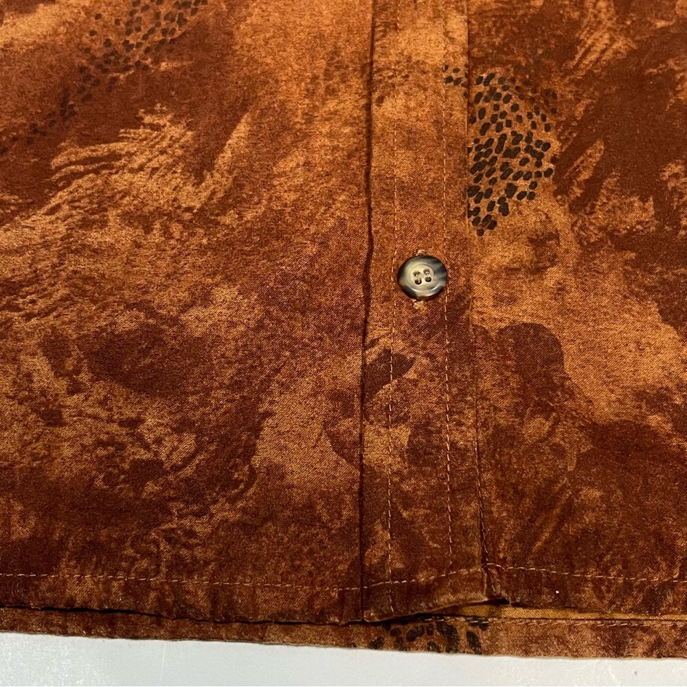 White Stag Brown Animal Cheetah Leopard Print Button Up Shirt Women Medium - Picture 4 of 16